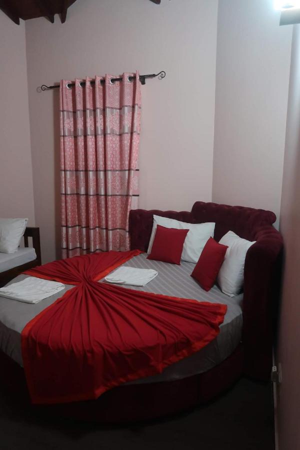 Airport Villa D 87 Katunayaka Luaran gambar